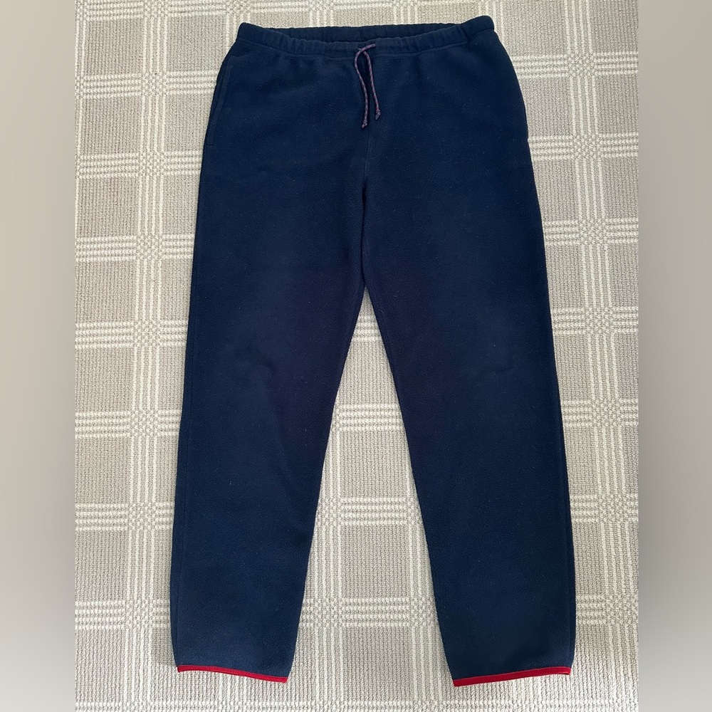 Men’s Patagonia Synchilla Fleece Pants in navy size large